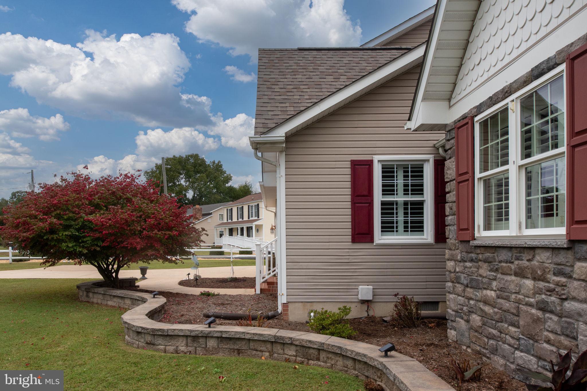 95 Potomac Lane Colonial Beach, VA 22443 - Photo 8 of 101 Front of Home