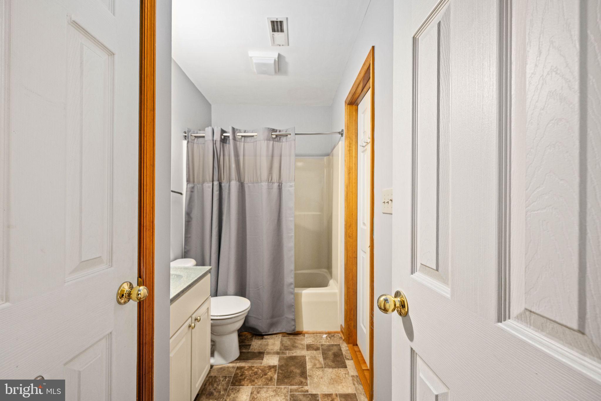 95 Potomac Lane Colonial Beach, VA 22443 - Photo 81 of 101 Hall Bath