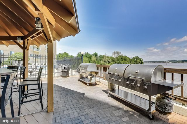 $570,000 | 501 Slaters Lane, Unit 1111, Alexandria, VA 22314