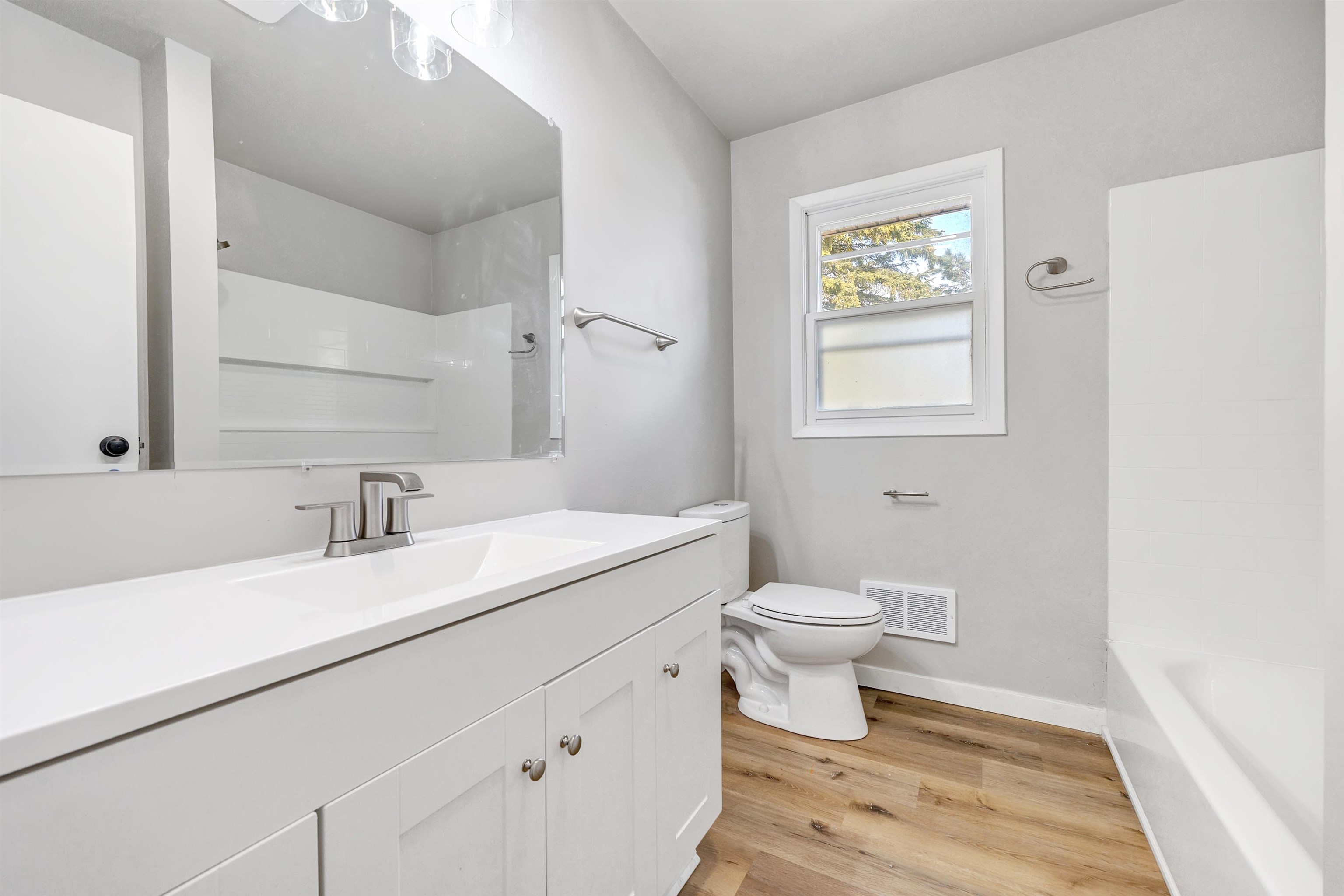 4018 Custer Street Manitowoc, WI 54220 - Photo 19 of 26