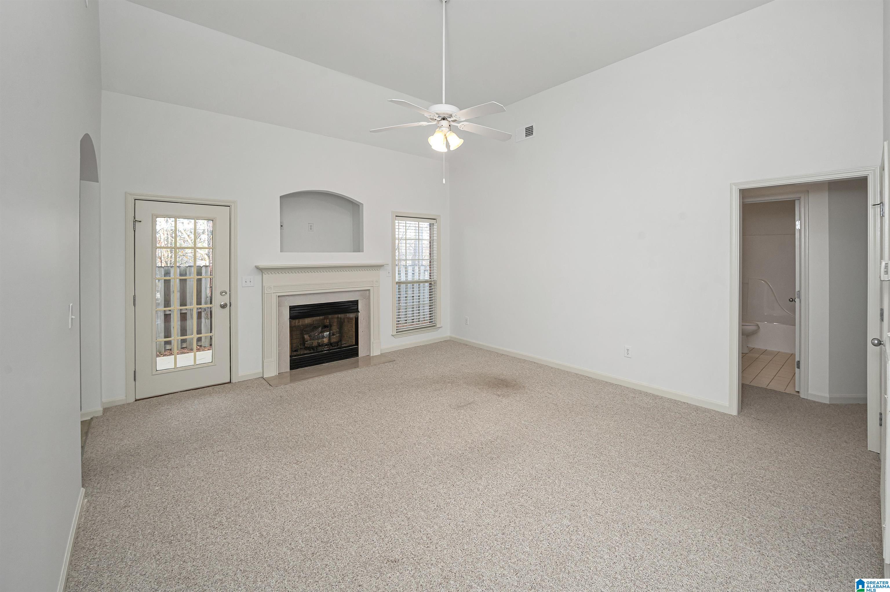 801 Daventry Lane Calera, AL 35040 - Photo 16 of 37