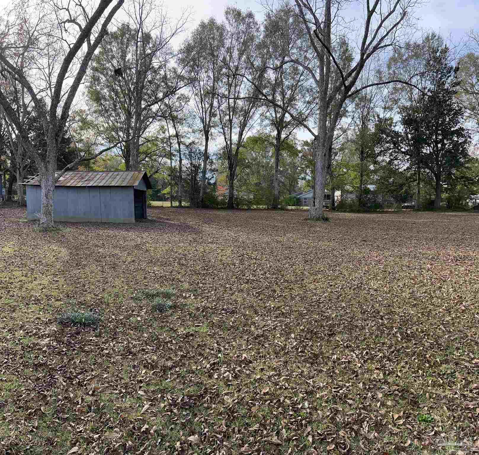 1121 Muscogee Road Cantonment, FL 32533 - Photo 17 of 19