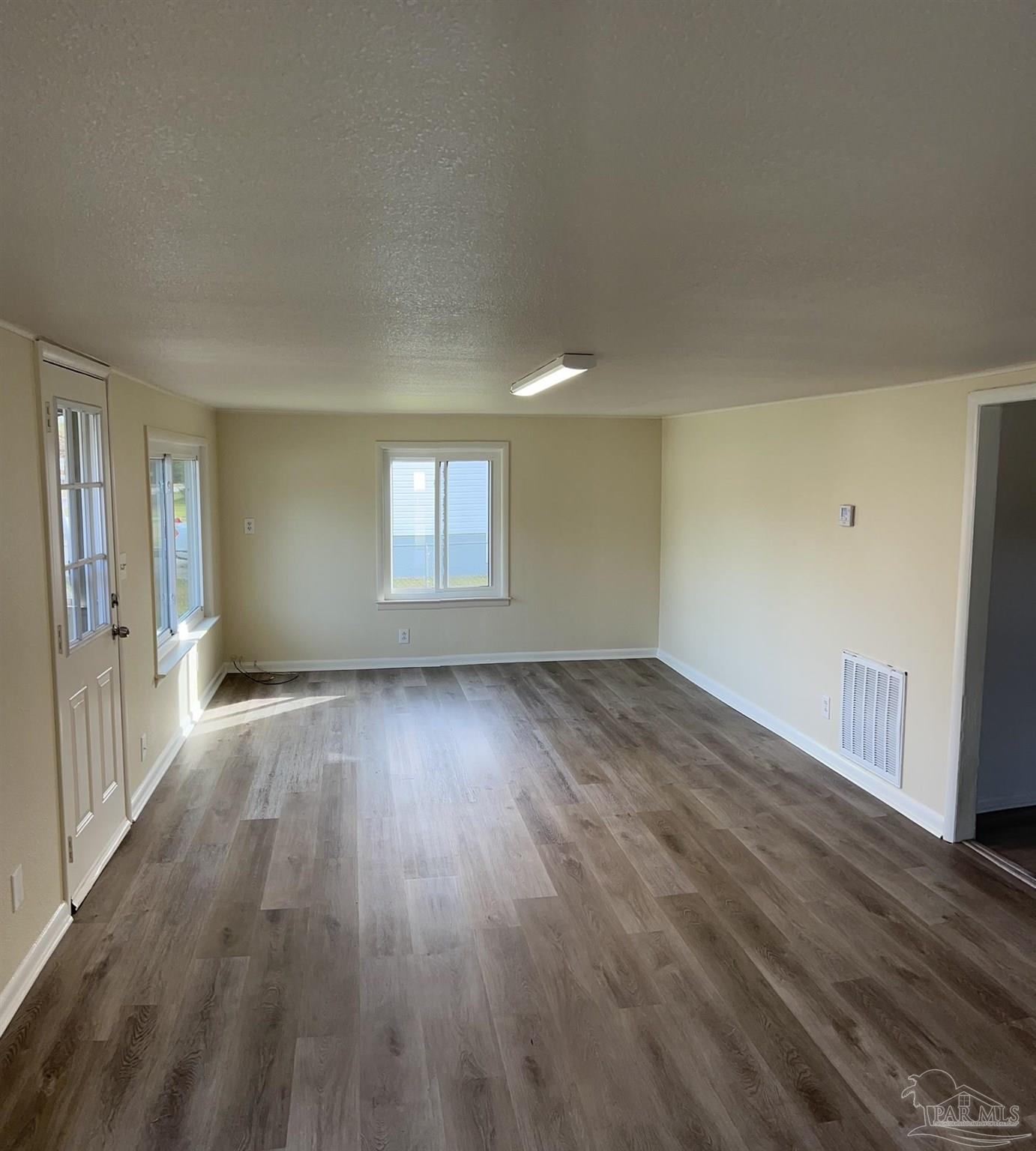 1121 Muscogee Road Cantonment, FL 32533 - Photo 6 of 19