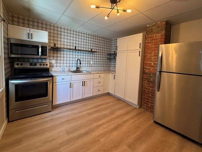 32 Cherry Street Pittsburgh, PA 15223 - Photo 2 of 13