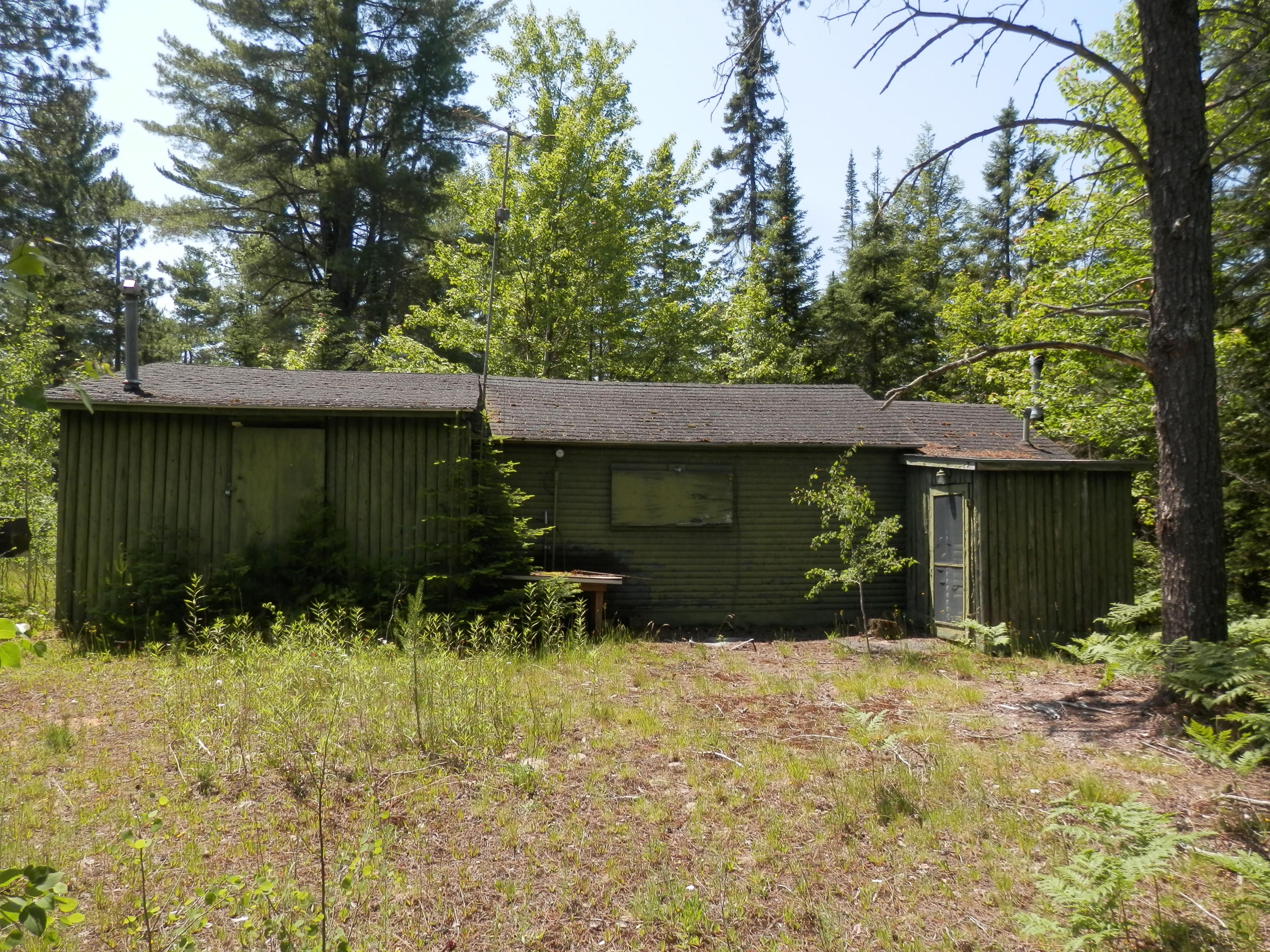 5253 River Road Gulliver, MI 49840 - Photo 1 of 13 Gallery Image 1