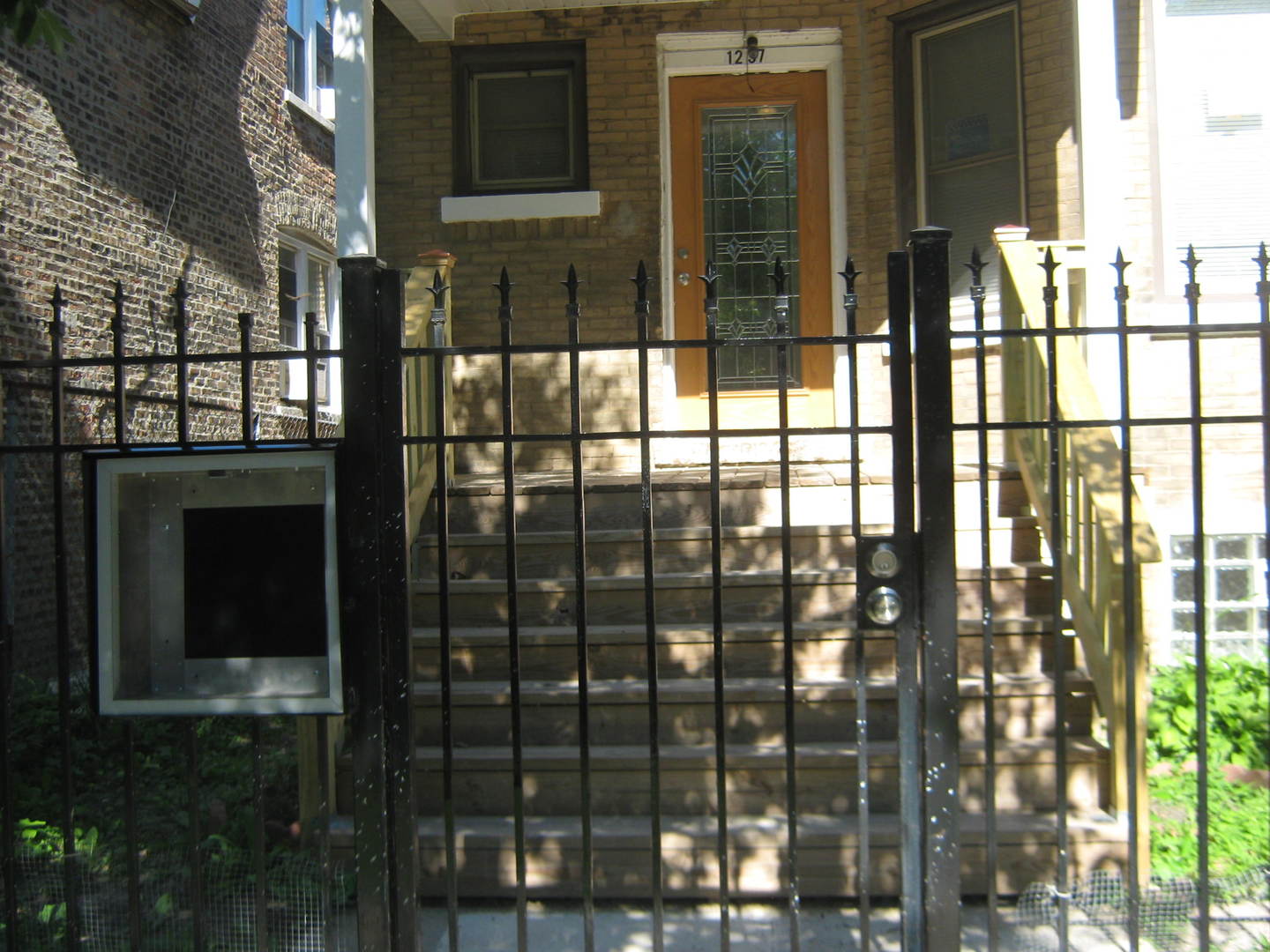 1237 North Harding Avenue Chicago, IL 60651 - Photo 2 of 27 Gallery Image 2