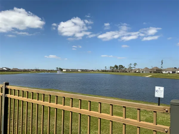 $2,600 | 12806 Crombie Drive, Humble, TX 77346