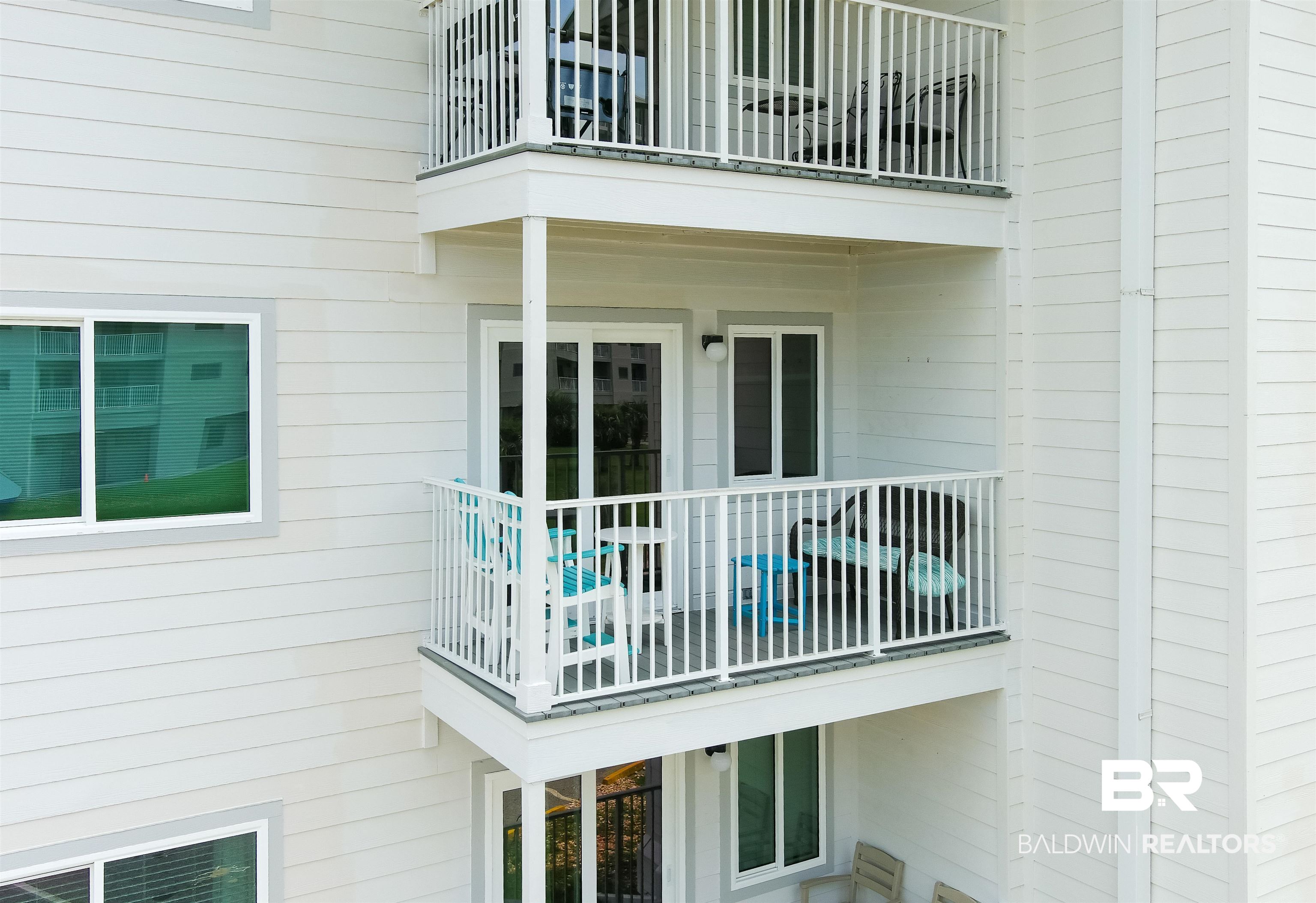 400 Plantation Road, Unit 3222 Gulf Shores, AL 36542 - Photo 31 of 31 View of side of home featuring a balcony