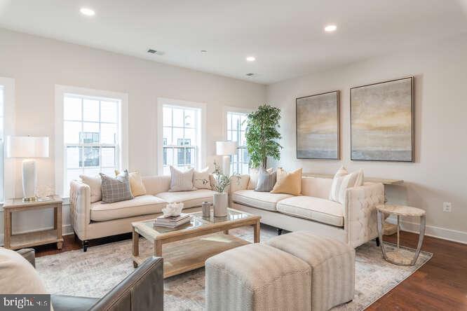 285 West Street, Unit 11 Annapolis, MD 21401 - Photo 20 of 59