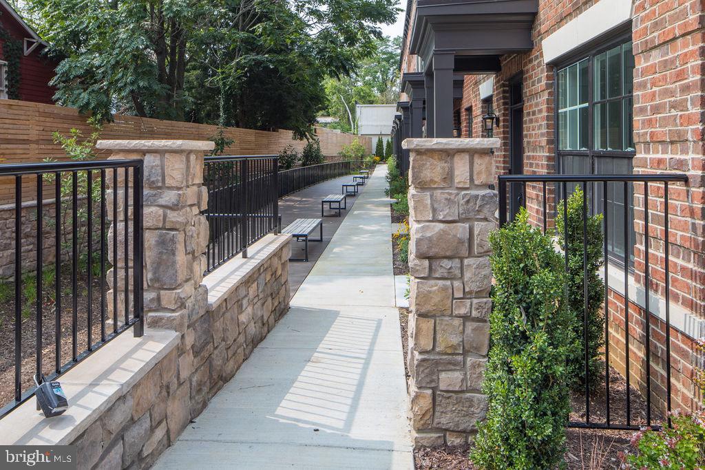 285 West Street, Unit 11 Annapolis, MD 21401 - Photo 3 of 59