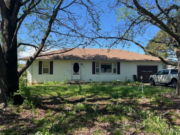 $260,000 | 1201 Maiden Lane, Cuba, MO 65453