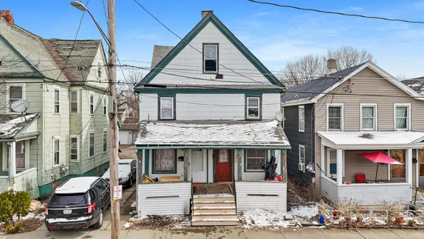 $100,000 | 18 Stuyvesant Street, Binghamton, NY 13901