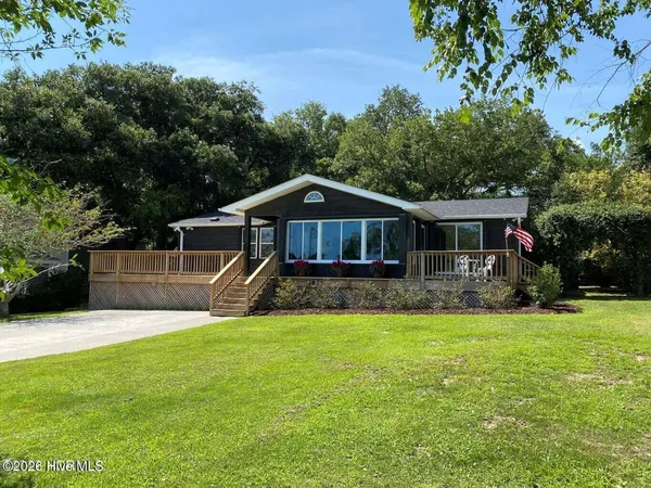 $439,000 | 1676 Kings Landing Road, Hampstead, NC 28443