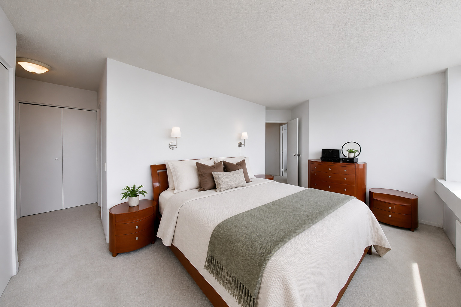 5320 North Sheridan Road, Unit 1509 Chicago, IL 60640 - Photo 10 of 30 Gallery Image 10