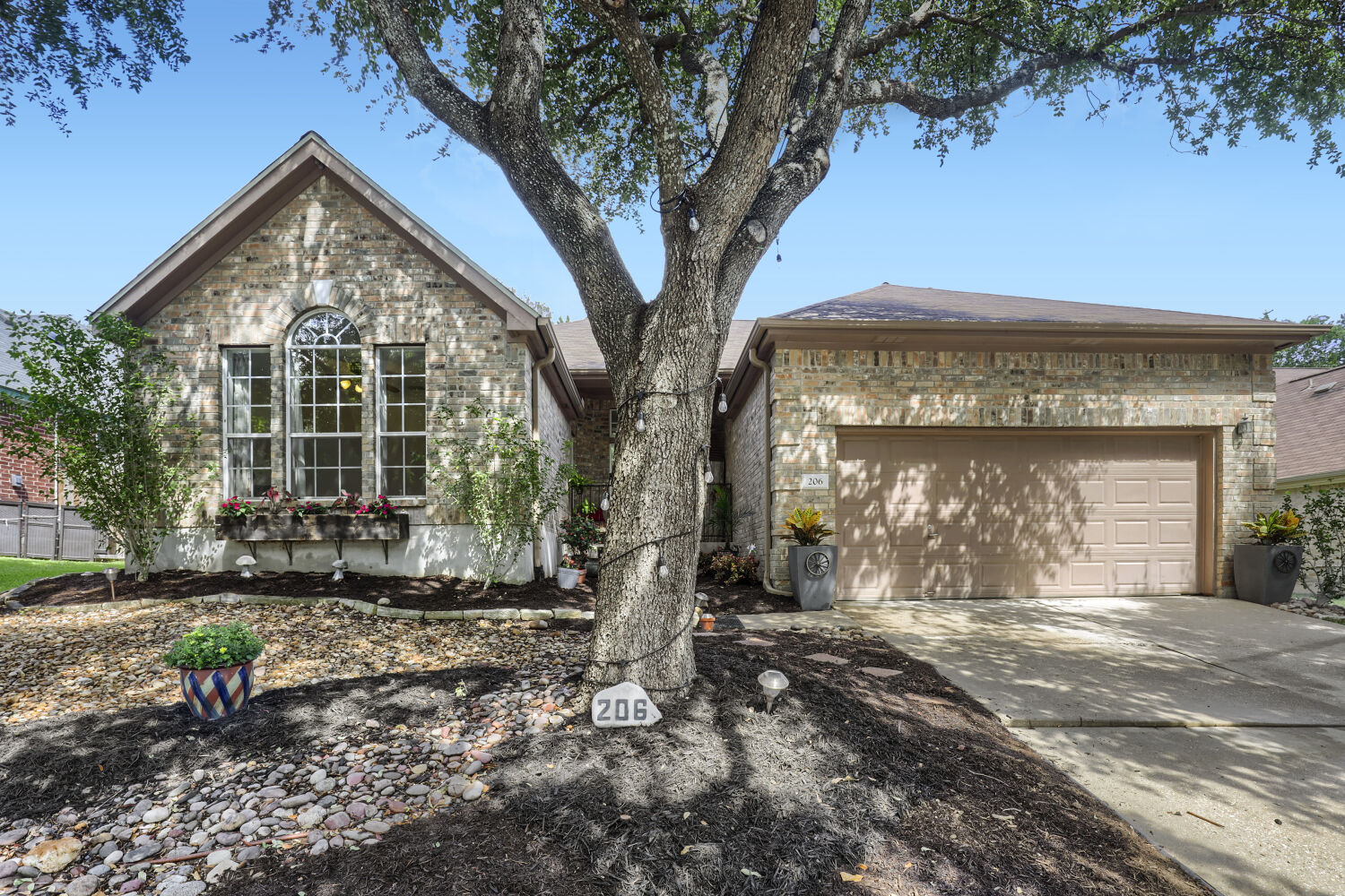 206 Gann Street Georgetown, TX 78626 - Photo 3 of 19