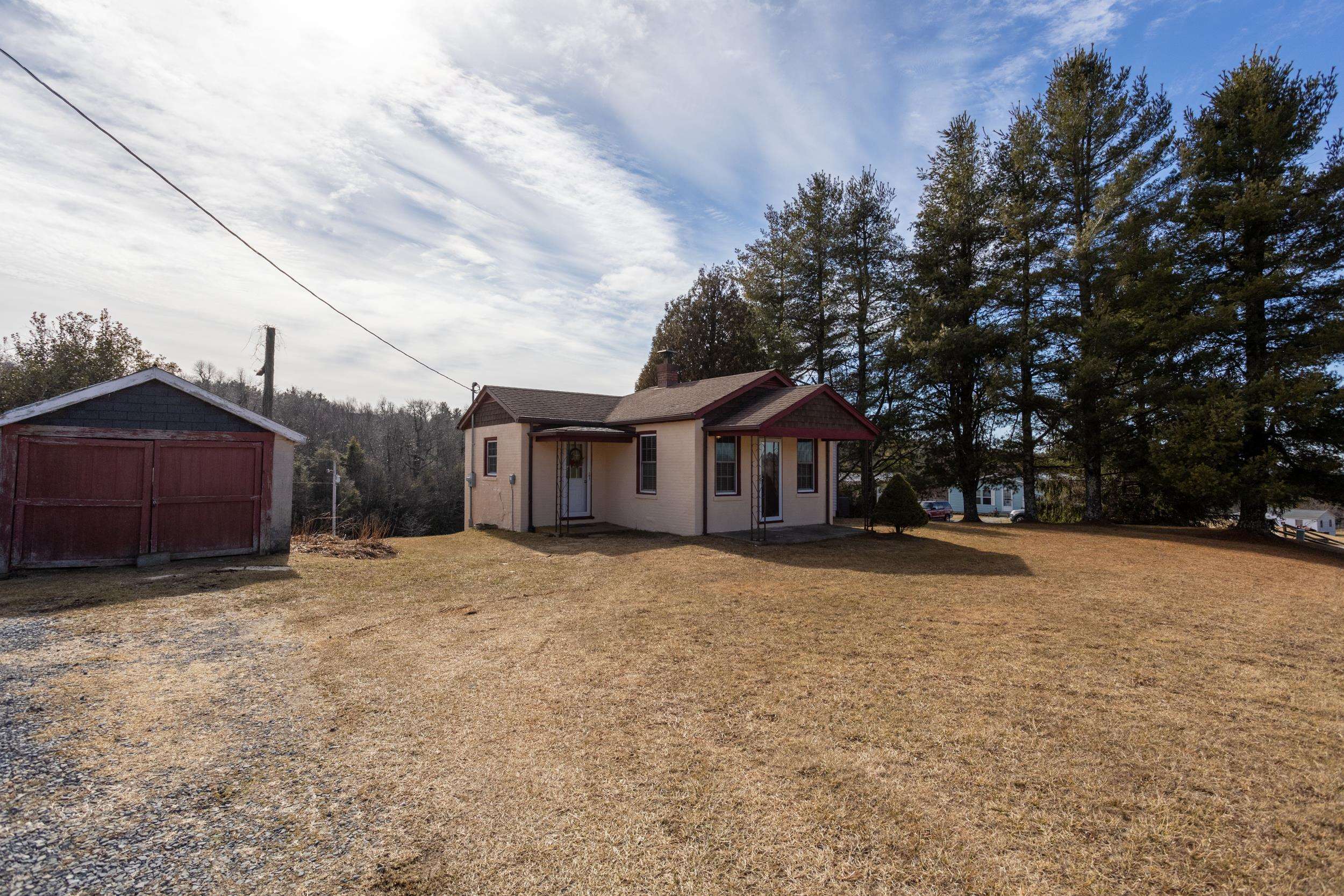 3648 Black Ridge Road Southwest Floyd, VA 24091 - Photo 3 of 24 Gallery Image 3