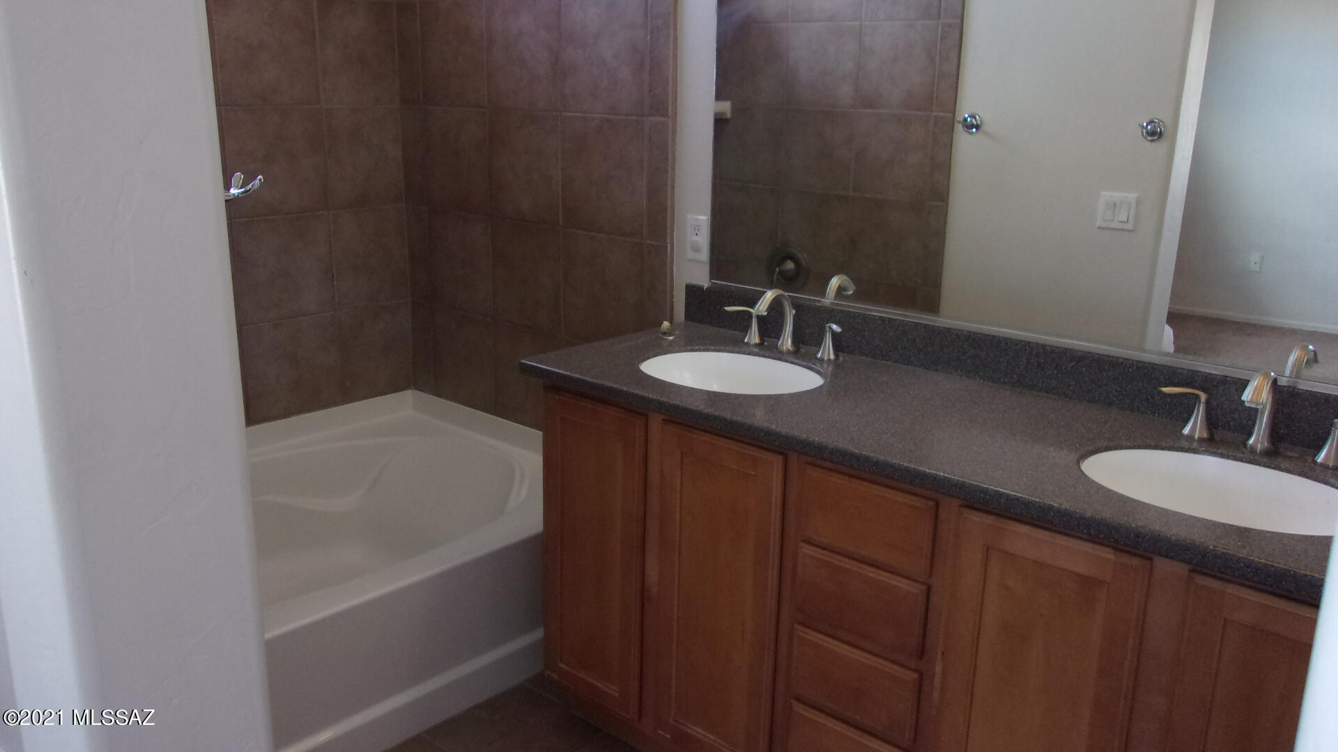 6603 East Bambino Road Tucson, AZ 85756 - Photo 15 of 25