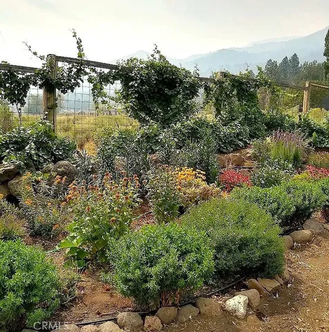 $525,000 | 42528 County Road 1, Lake City, CA 96115