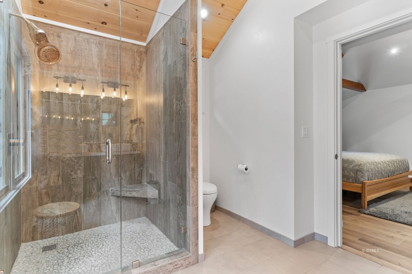 25010 Tahquitz Road Idyllwild, CA 92549 - Photo 63 of 93 Casita walk-in shower
