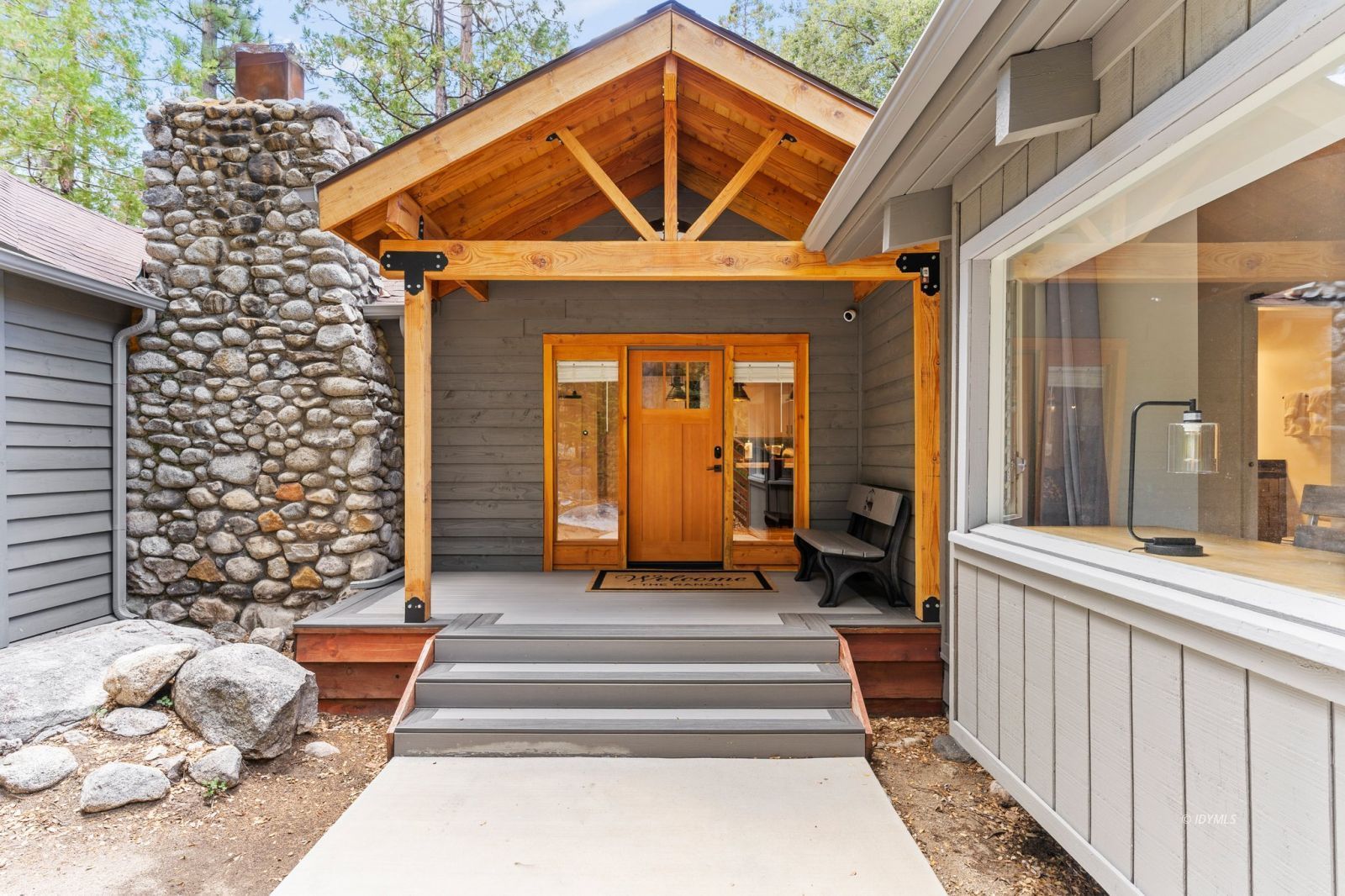 25010 Tahquitz Road Idyllwild, CA 92549 - Photo 10 of 93 Front entrance