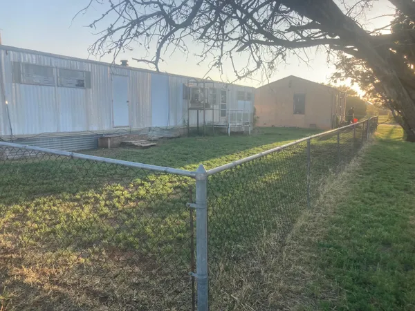 $34,500 | 1202 South 3rd Street, Brownfield, TX 79316