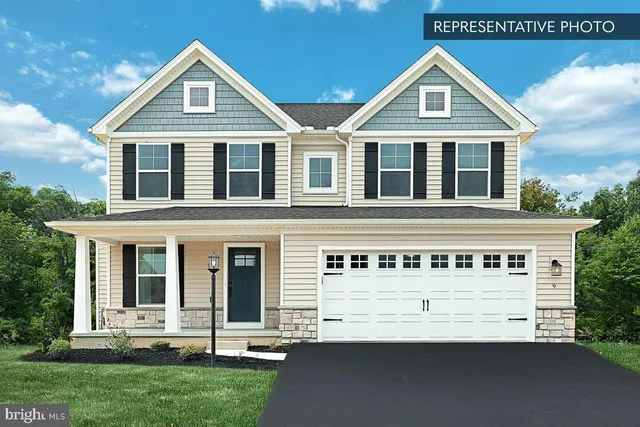 $374,990 | Emily Plan At Hills, Spring Grove, PA 17362