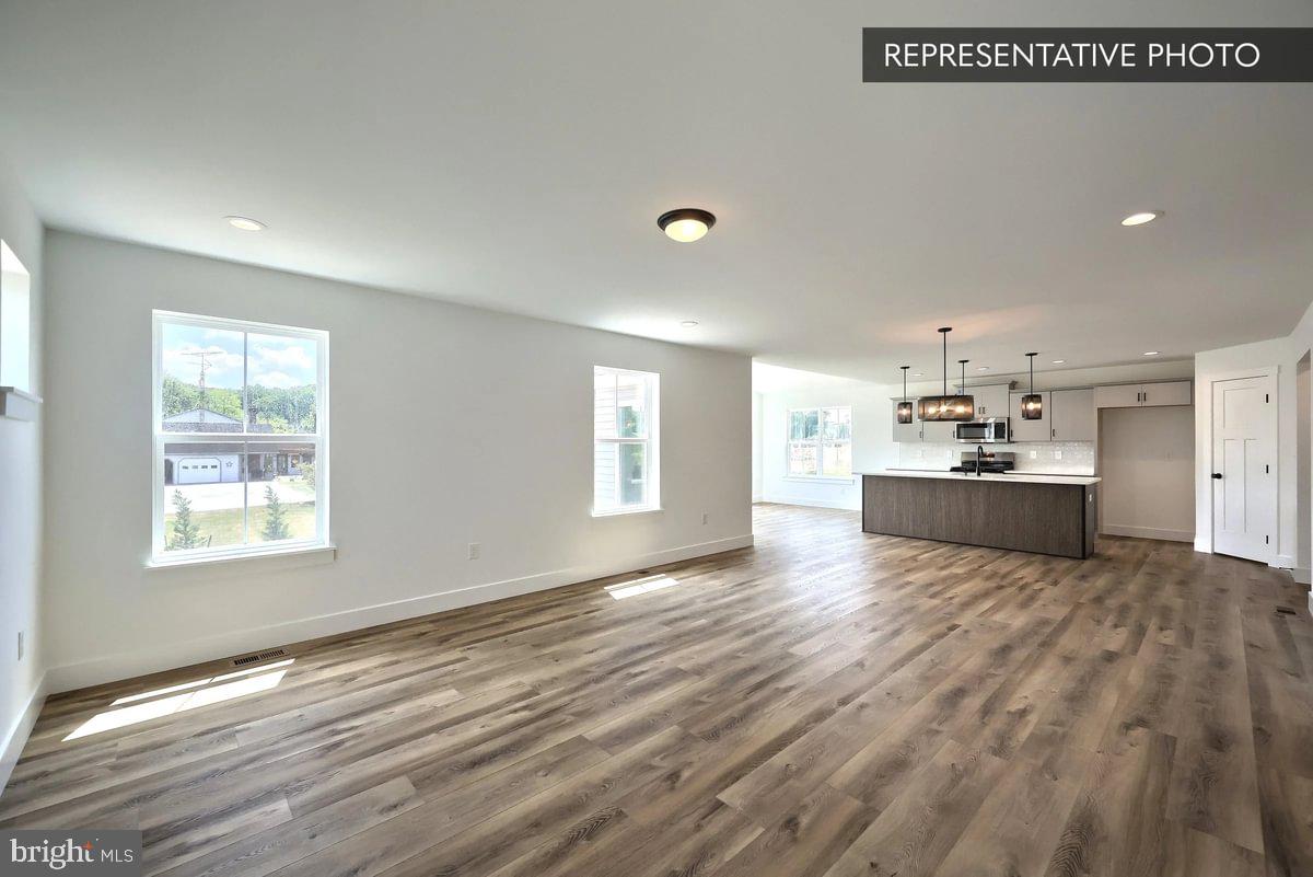 Emily Plan At Hills Spring Grove, PA 17362 - Photo 9 of 26