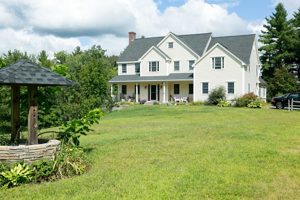 762 Northfield Road Lunenburg, MA 01462 - Photo 1 of 21