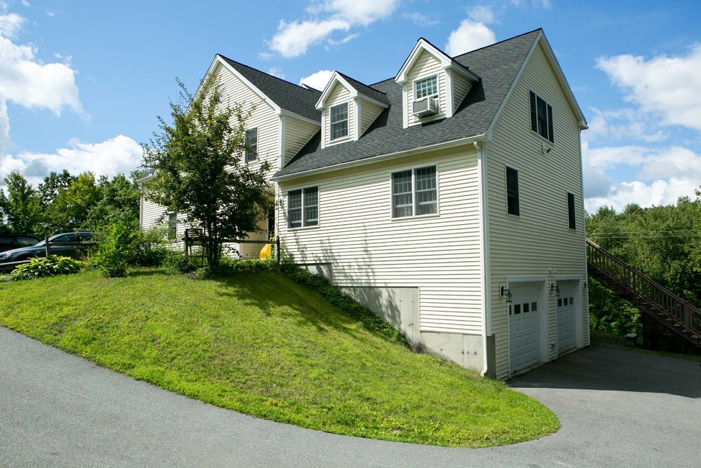 762 Northfield Road Lunenburg, MA 01462 - Photo 17 of 21