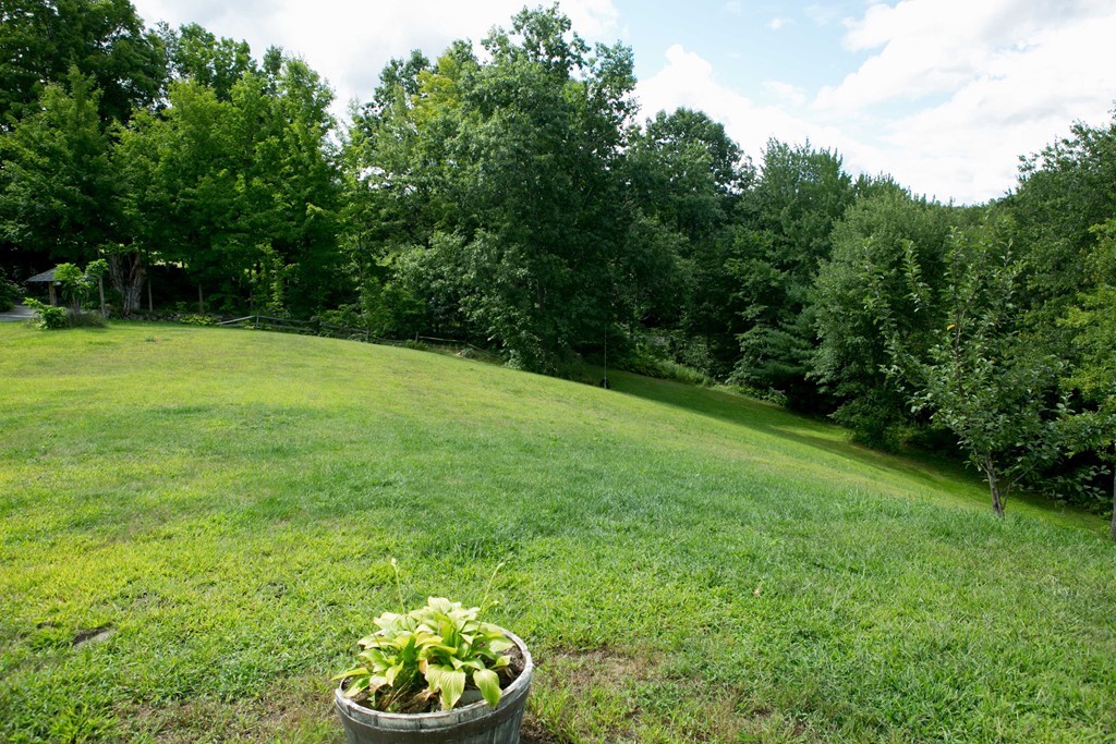 762 Northfield Road Lunenburg, MA 01462 - Photo 20 of 21