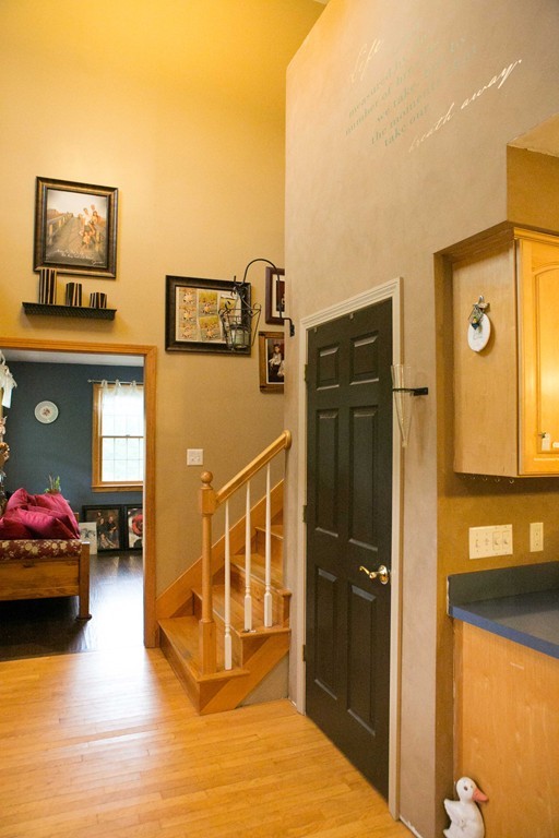 762 Northfield Road Lunenburg, MA 01462 - Photo 2 of 21