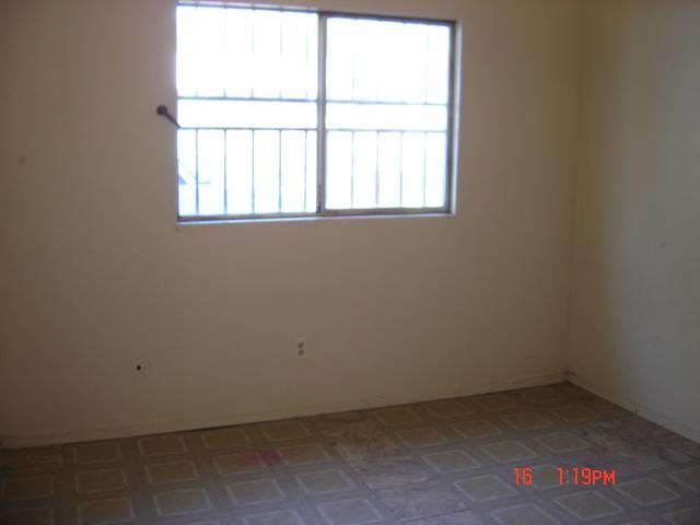 274 West Elizabeth Avenue Reedley, CA 93654 - Photo 15 of 23