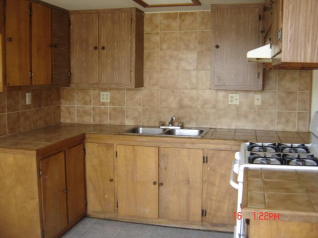 274 West Elizabeth Avenue Reedley, CA 93654 - Photo 18 of 23