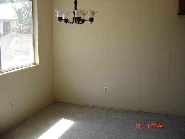 274 West Elizabeth Avenue Reedley, CA 93654 - Photo 19 of 23