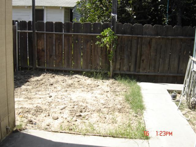 274 West Elizabeth Avenue Reedley, CA 93654 - Photo 21 of 23
