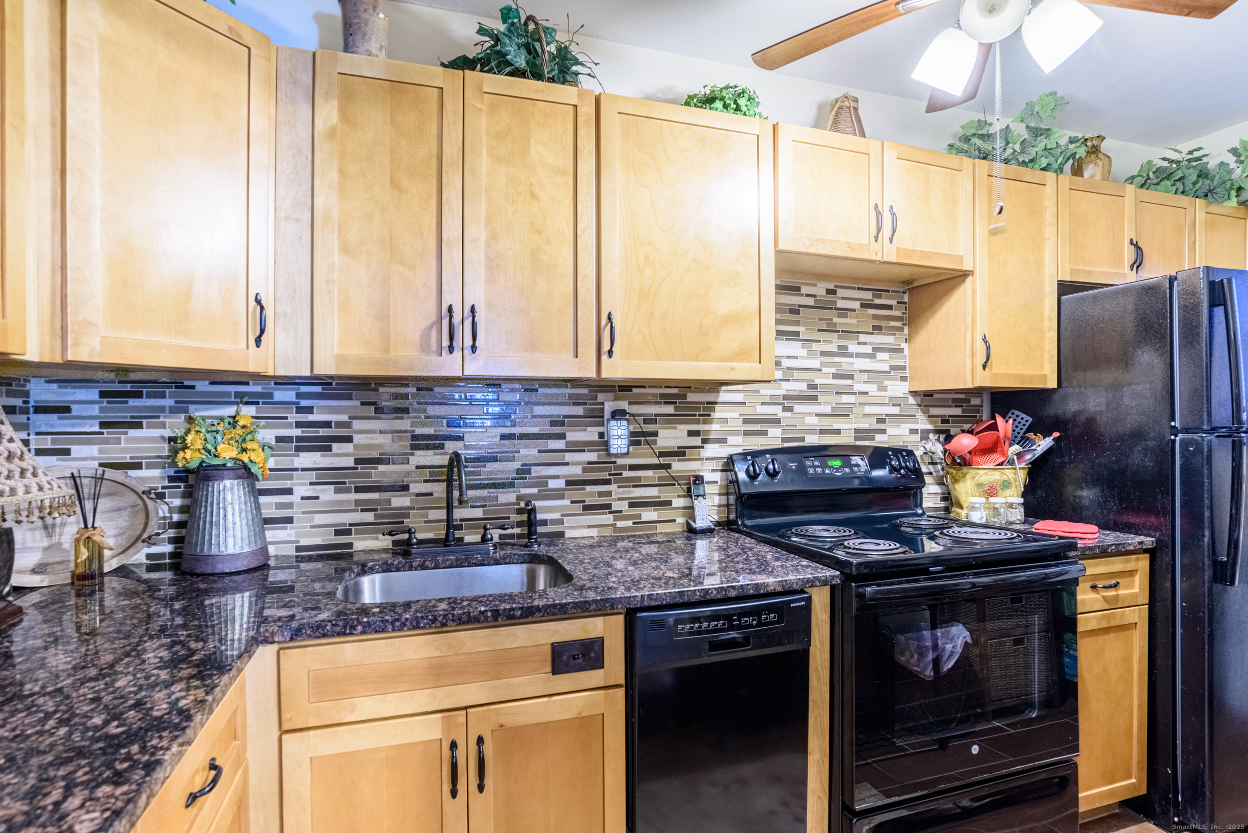 80 Cartright Street, Unit 5D Bridgeport, CT 06604 - Photo 18 of 24