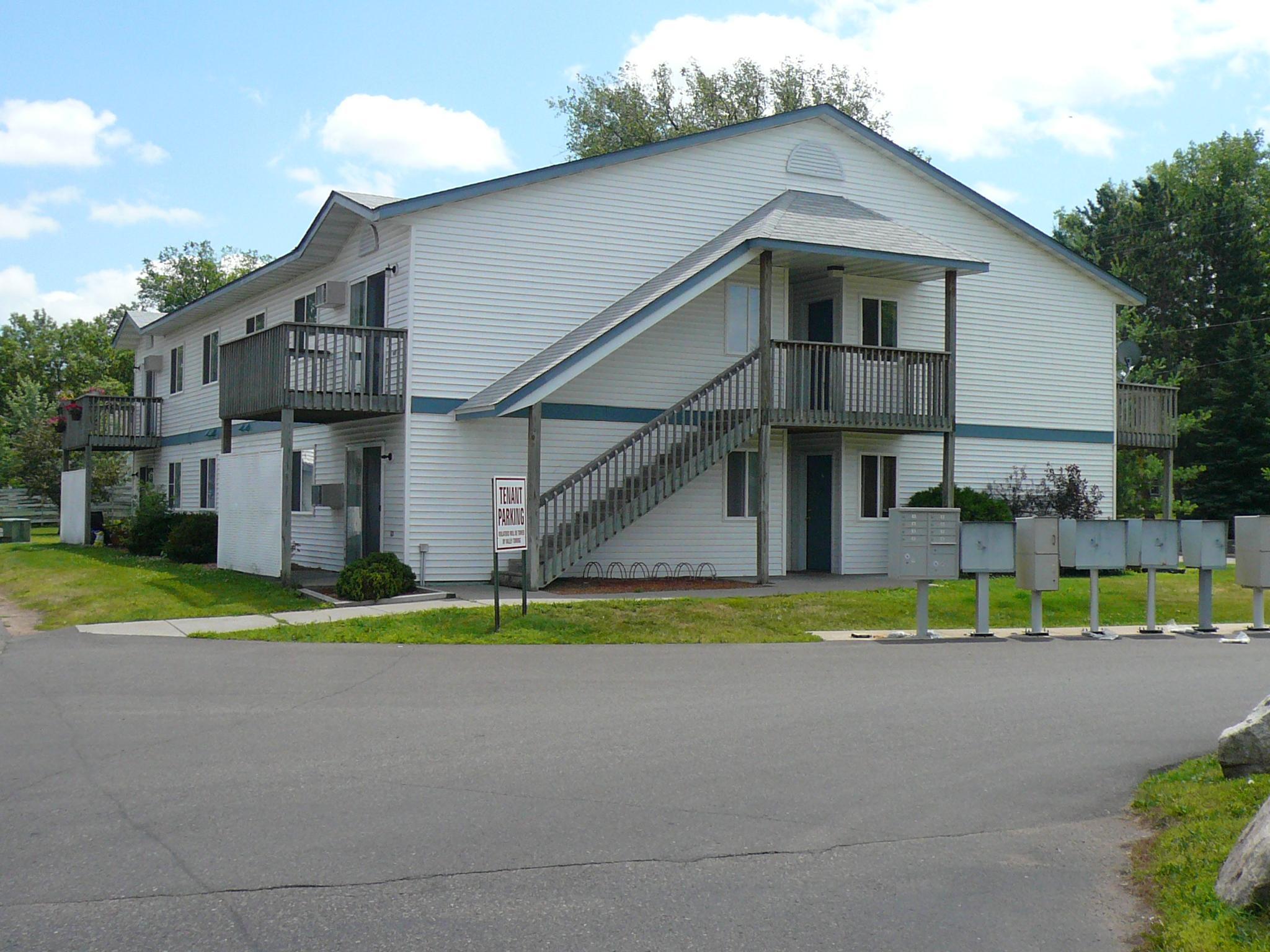570 Spring Street, Unit F3 Somerset, WI 54025 - Photo 3 of 14 Gallery Image 3