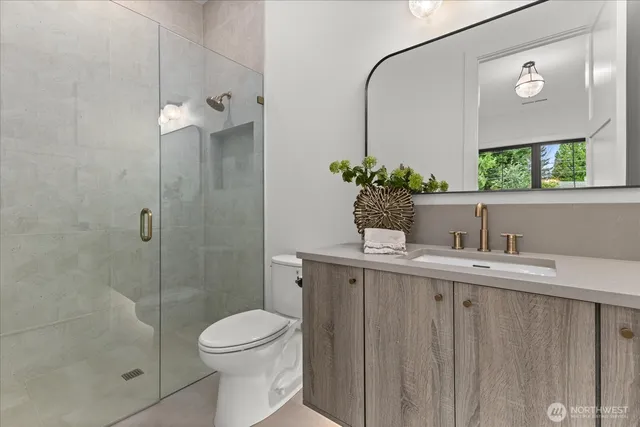 $4,199,000 | 10789 Southeast 10th Street, Bellevue, WA 98004