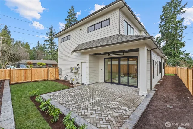 $4,199,000 | 10789 Southeast 10th Street, Bellevue, WA 98004