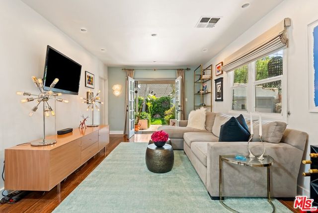 $1,925,000 | 626 North Cahuenga Boulevard, Los Angeles, CA 90004
