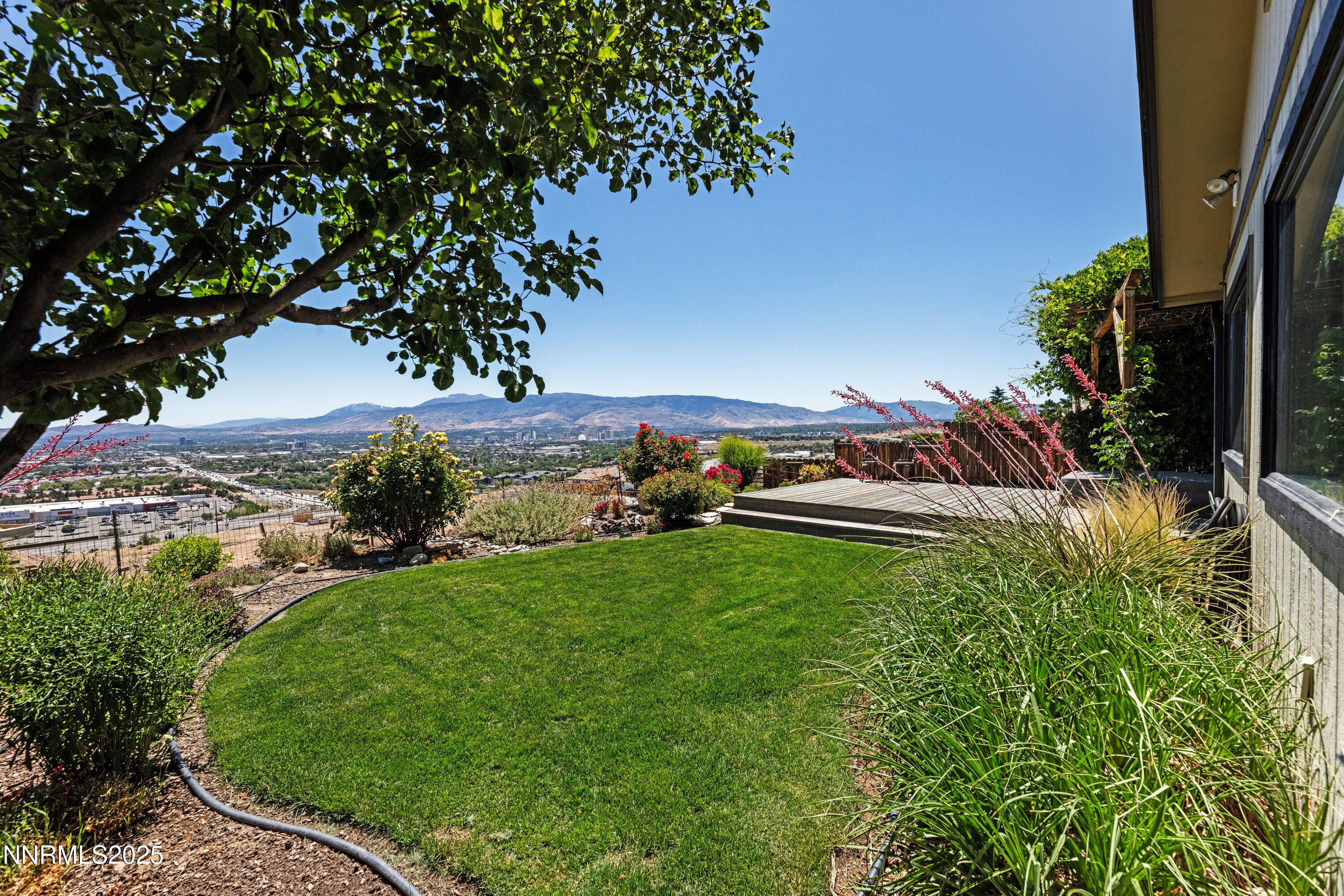 3427 Ridgecrest Drive Reno, NV 89512 - Photo 5 of 39 3427Ridgecrest2570