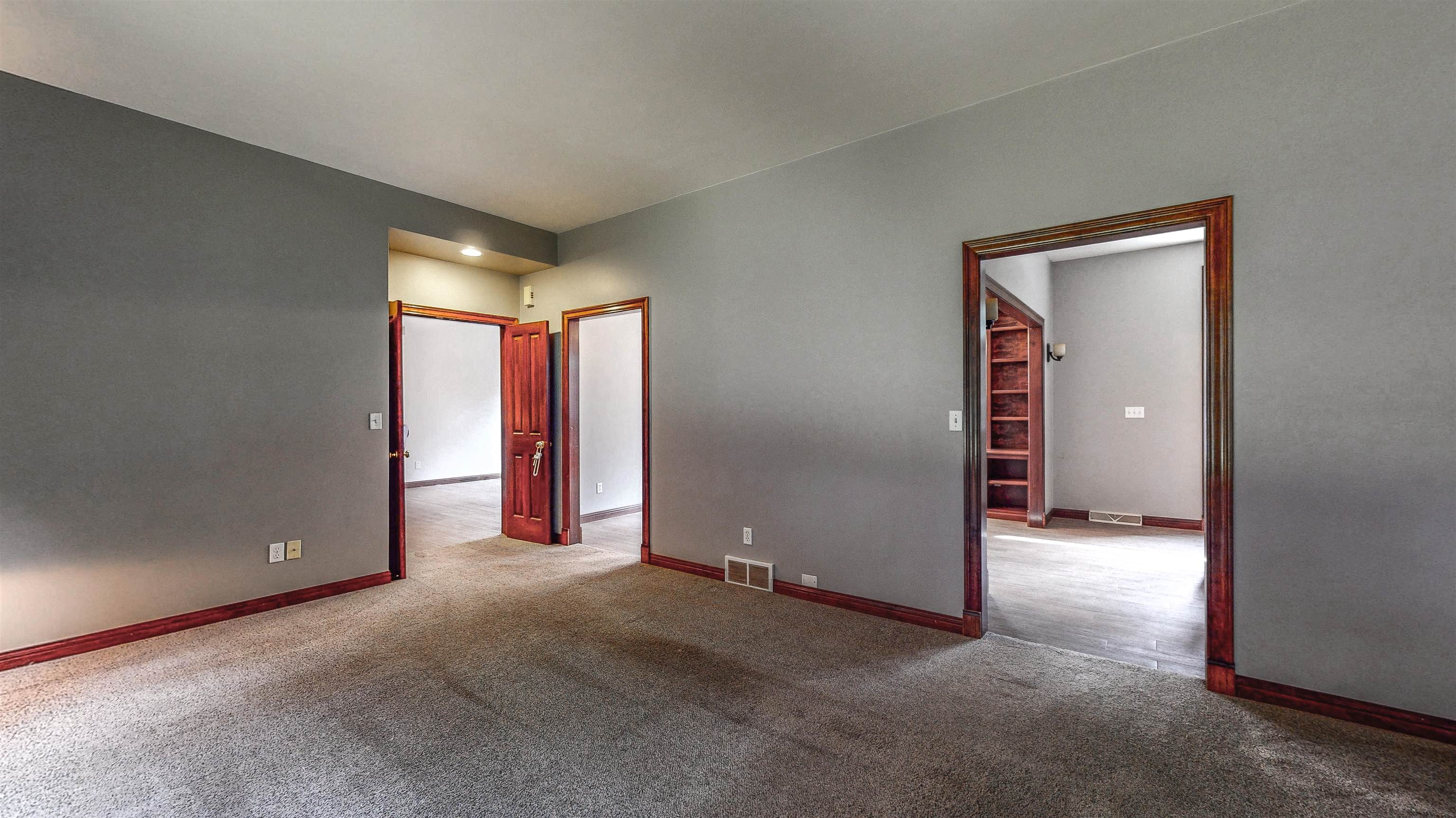 2055 South Tanager Lane Suamico, WI 54313 - Photo 12 of 70