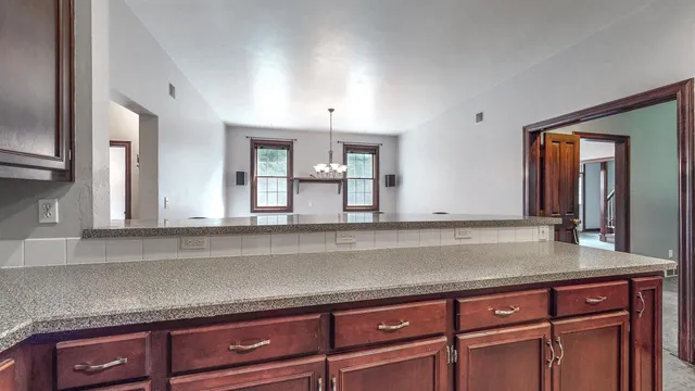 $519,900 | 2055 South Tanager Lane, Suamico, WI 54313