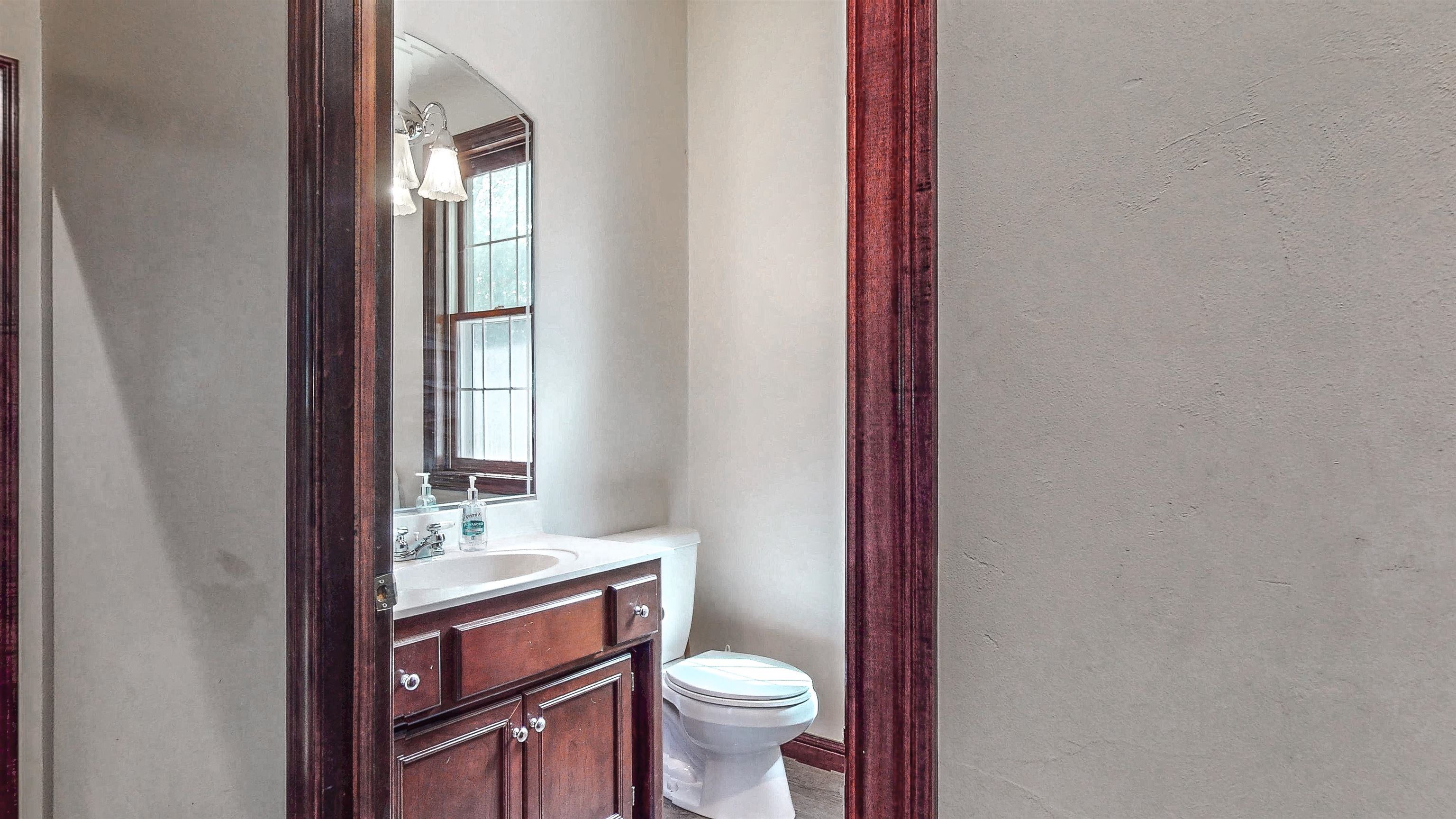 2055 South Tanager Lane Suamico, WI 54313 - Photo 23 of 70