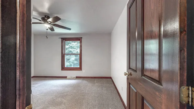 $519,900 | 2055 South Tanager Lane, Suamico, WI 54313