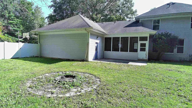 $519,900 | 2055 South Tanager Lane, Suamico, WI 54313