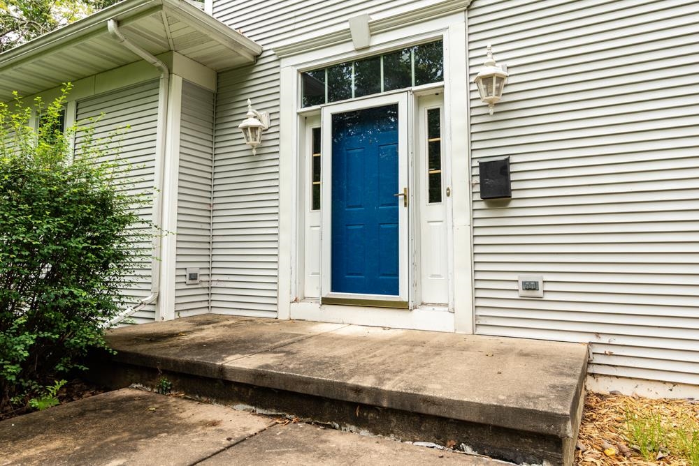 2055 South Tanager Lane Suamico, WI 54313 - Photo 6 of 70