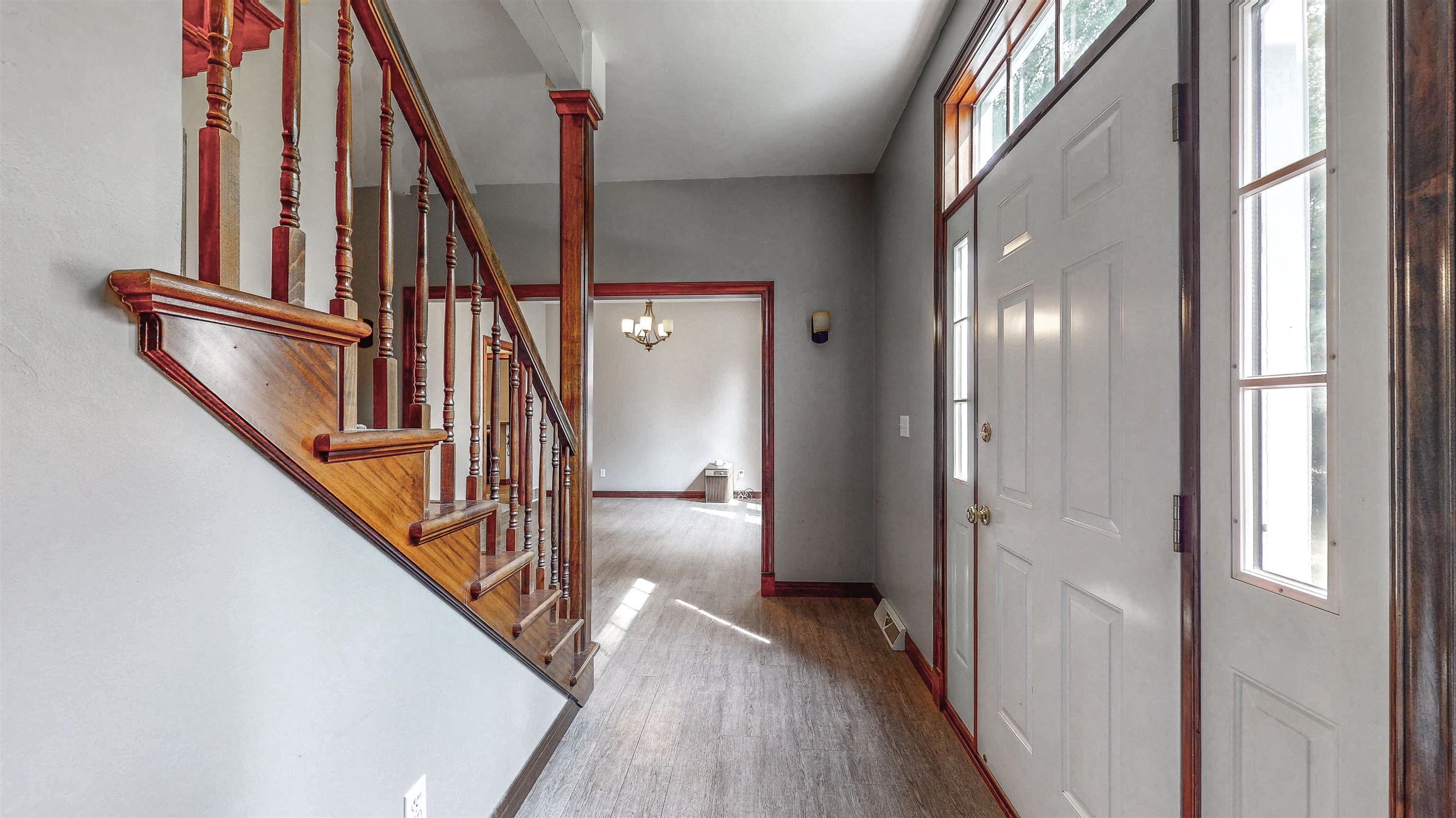 2055 South Tanager Lane Suamico, WI 54313 - Photo 8 of 70