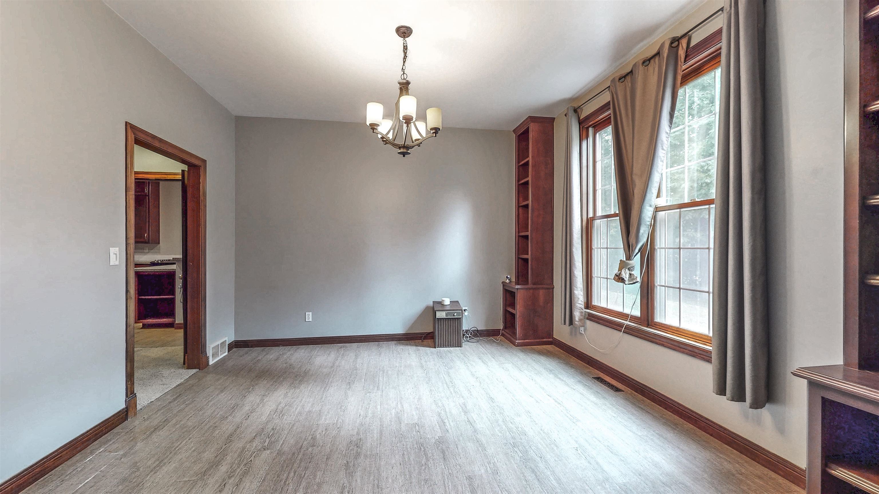 2055 South Tanager Lane Suamico, WI 54313 - Photo 10 of 70