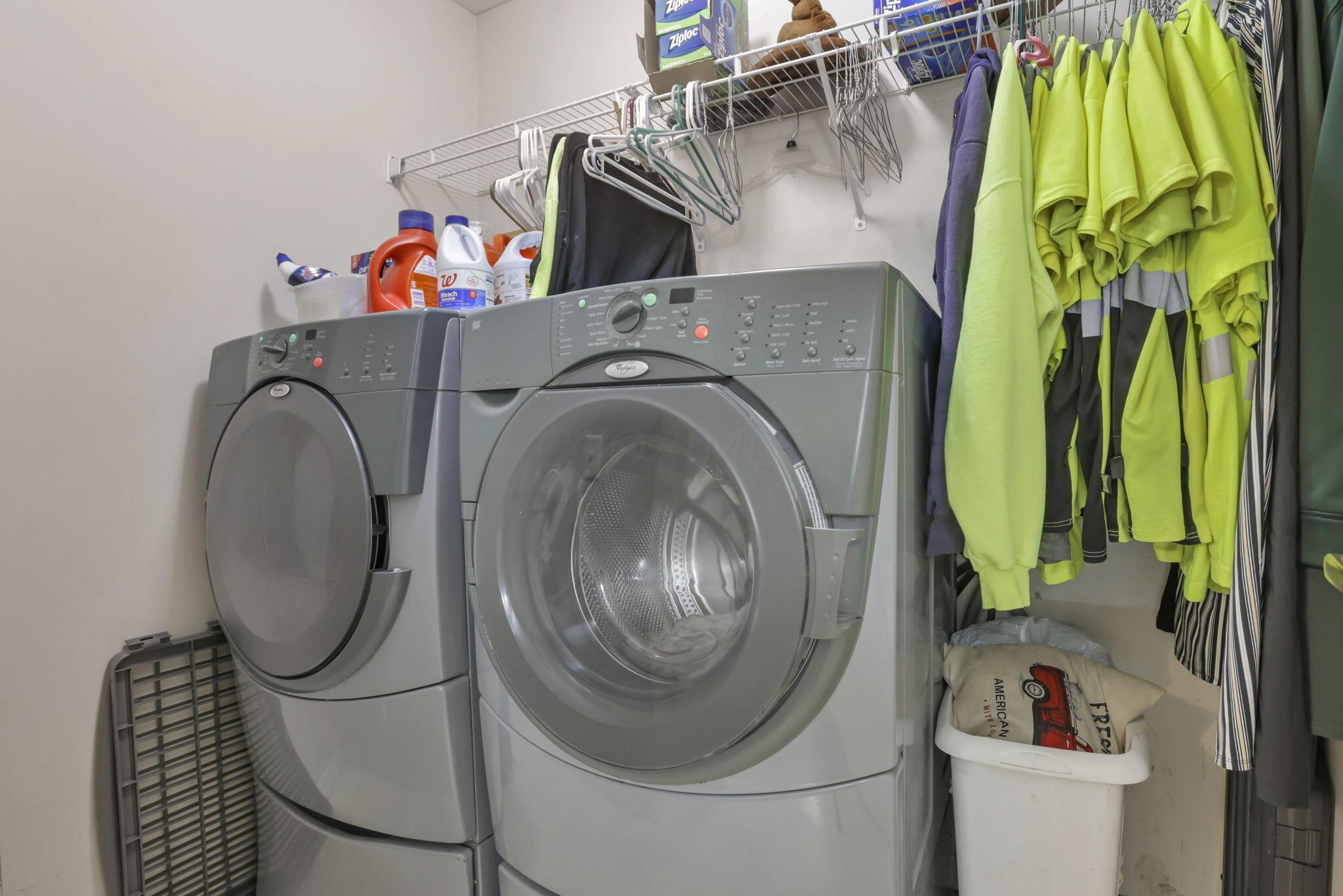 550 Country Club Road Columbus, OH 43213 - Photo 23 of 60 1st FL laundry